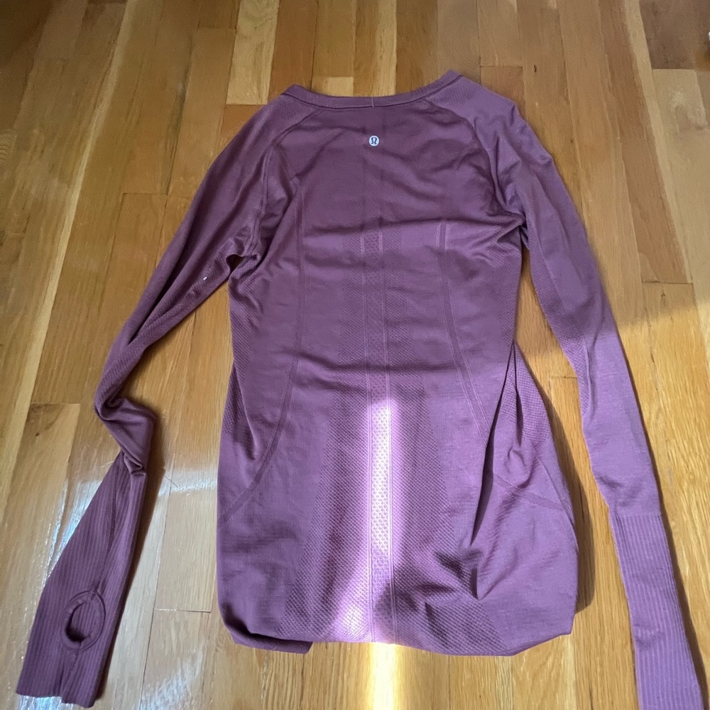 Lululemon swiftly tech long sleeve